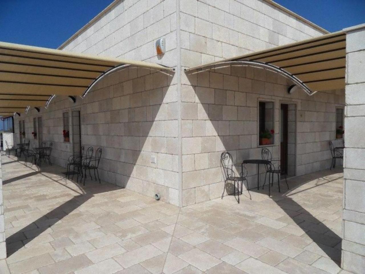 Residence Bandiera Gialla Margherita Di Savoia Exterior photo
