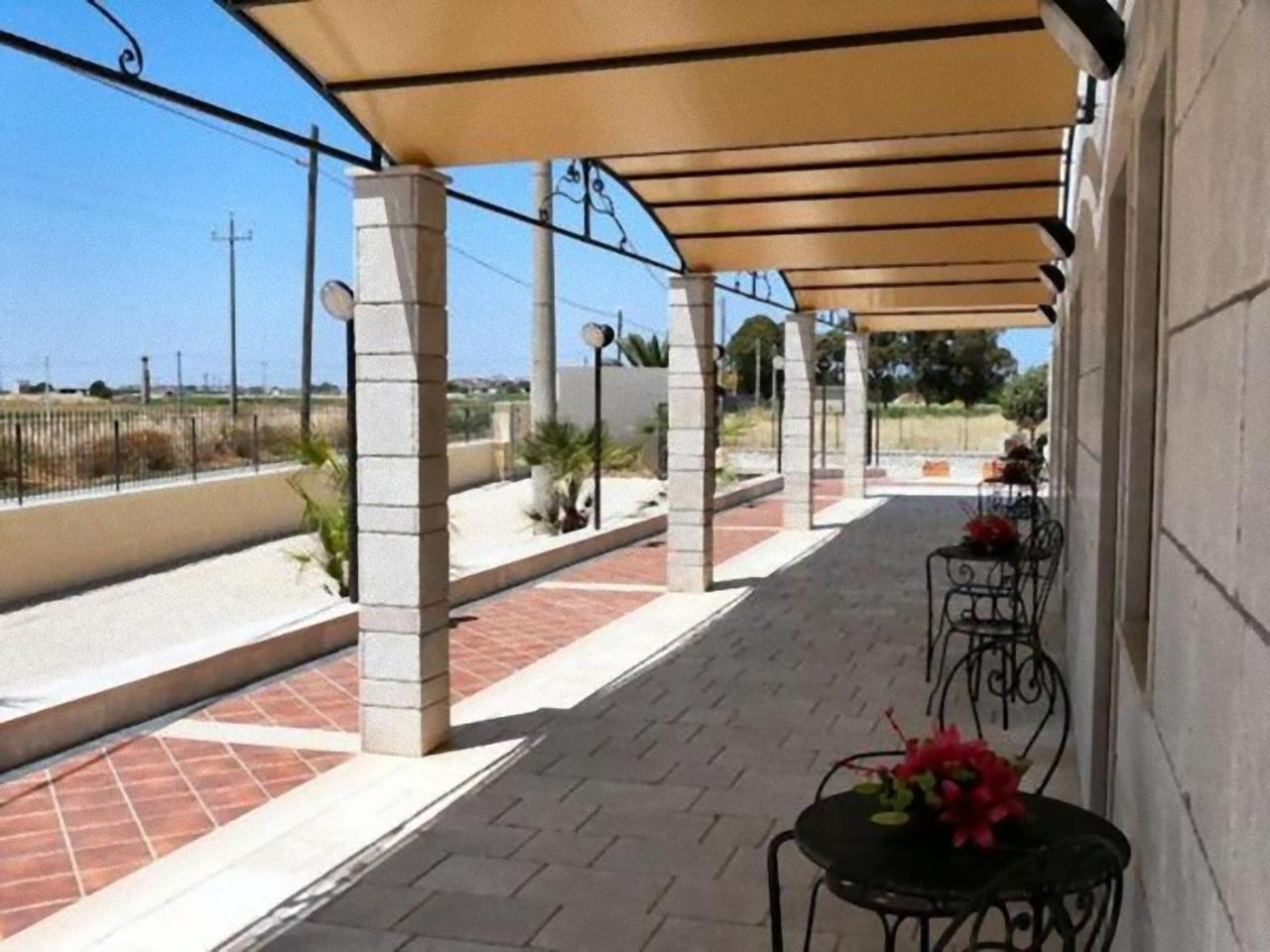 Residence Bandiera Gialla Margherita Di Savoia Exterior photo